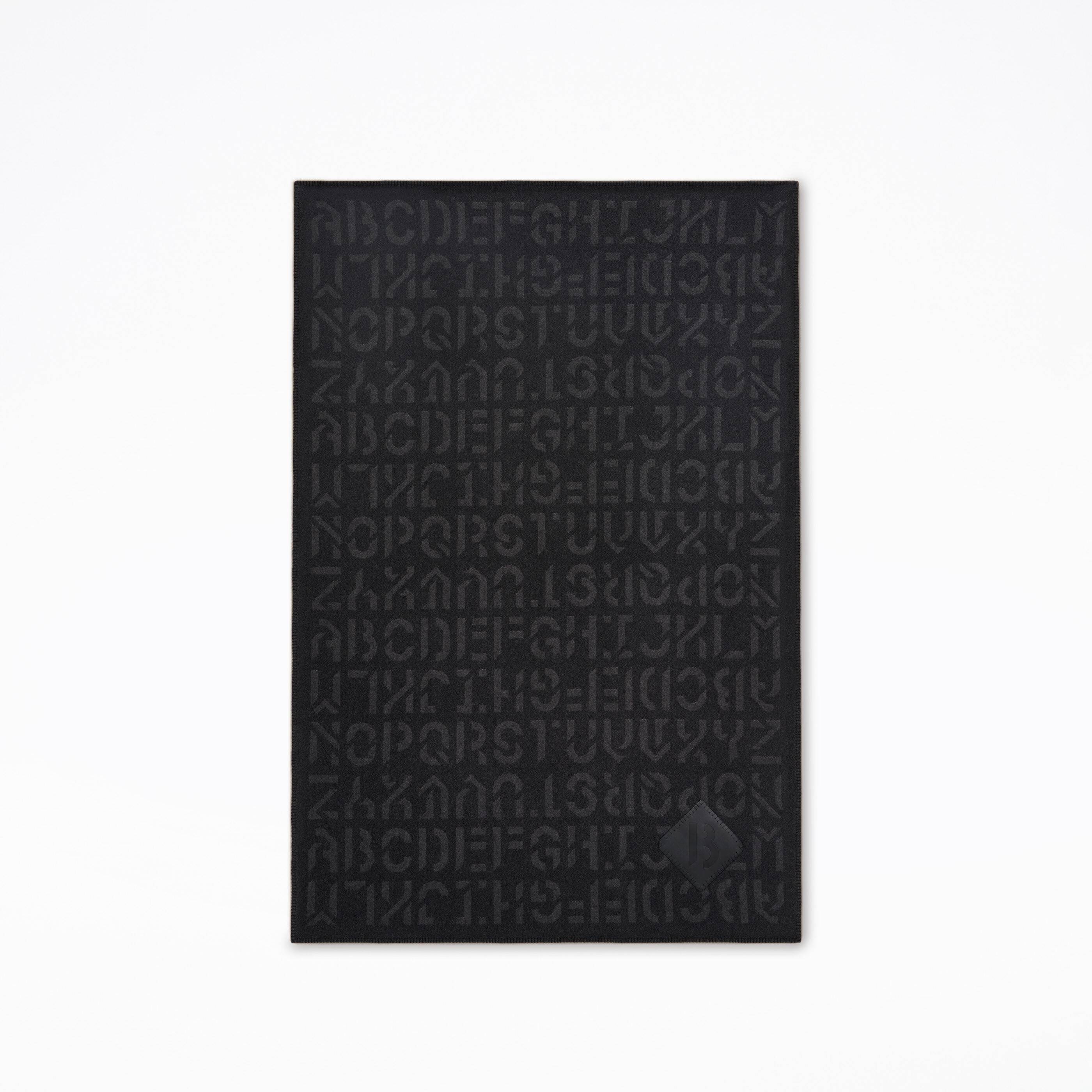 The Alphabeta Blanket - Charbon