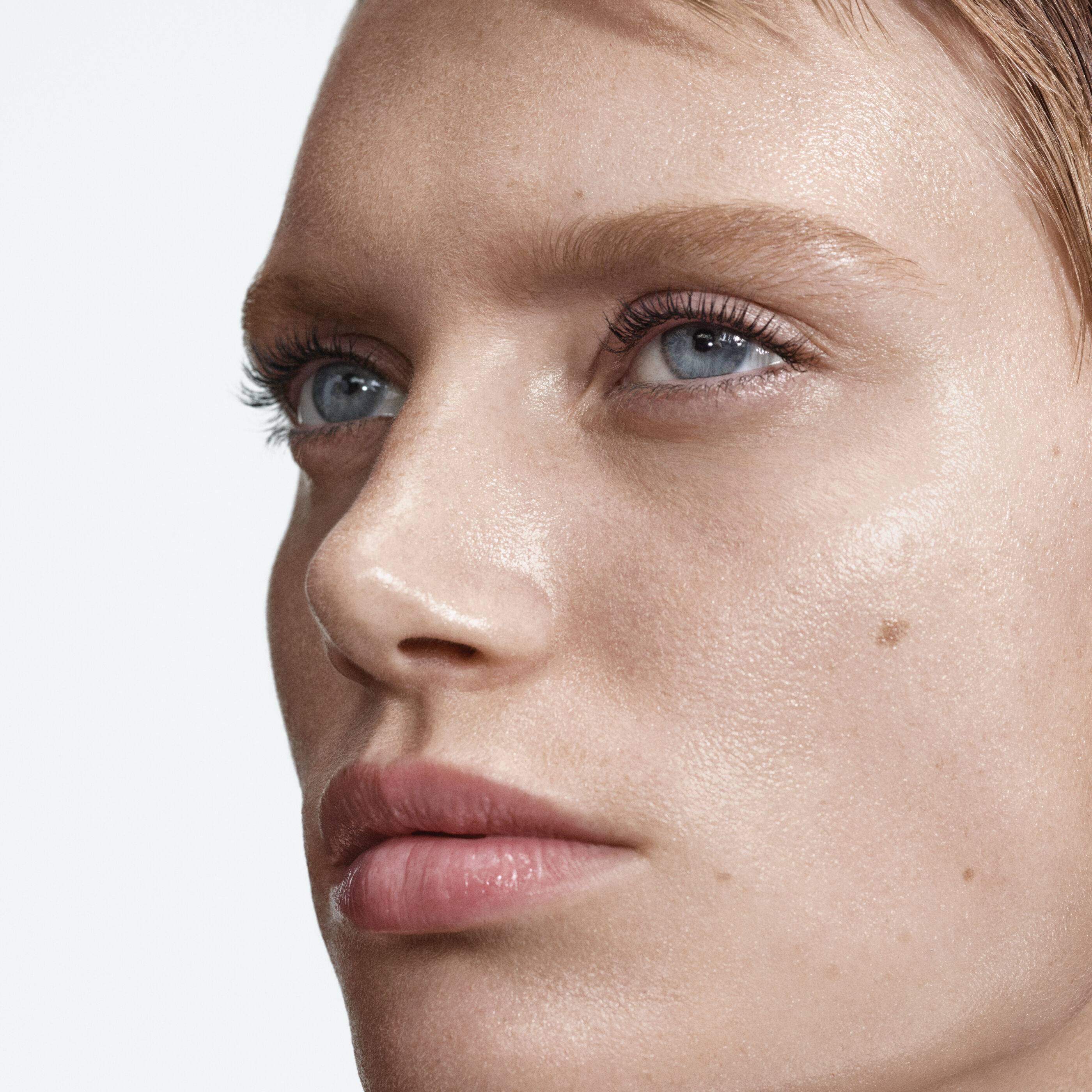 Mascara